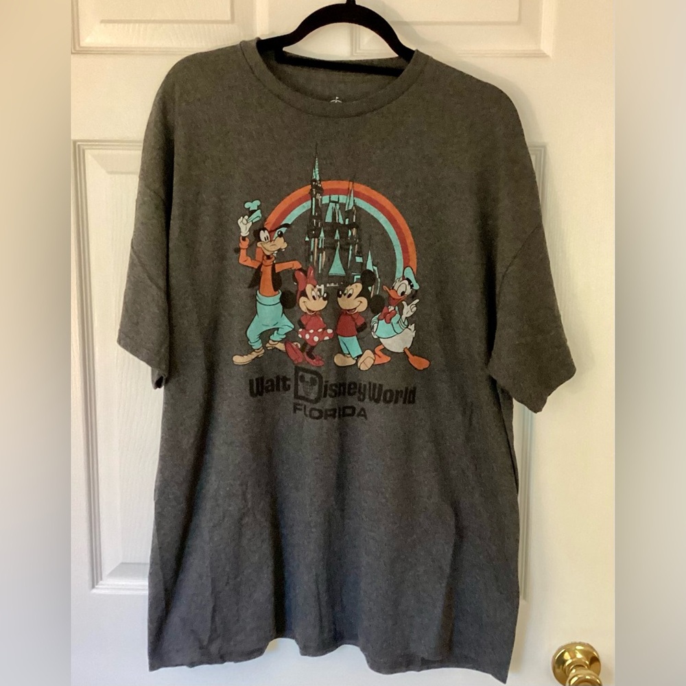 Disney Gray Short Sleeve Tee with Vintage Graphic